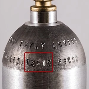 One question we get asked a lot: How can I tell if my CO2 tank has a current stamp? The month and date of the stamp are located on the top section of the cylinder. Certifications are valid for 5 years 🍻
Do you have an expired 2.5lb or 5lb cylinder? Tom’s has you covered with an exchange for a few bucks more.